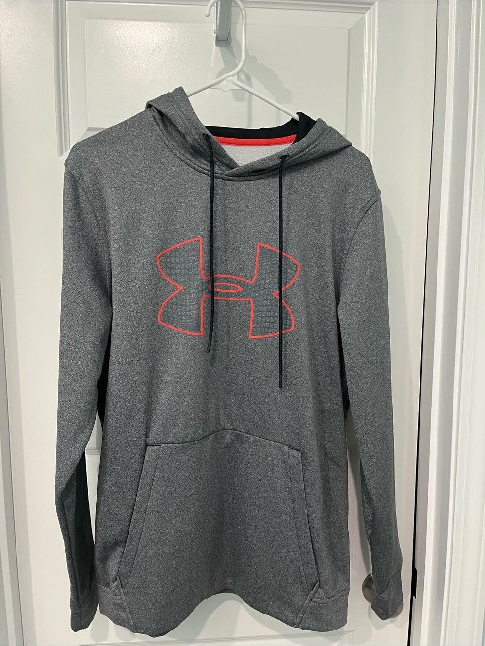 Men’s Under Armour hoodie